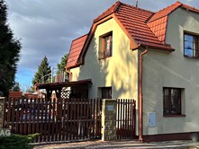 Prodej  rodinného domu 248 m², pozemek 487 m²